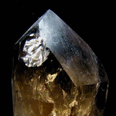 Channel Quartz Properties and Meaning Example Photo 6