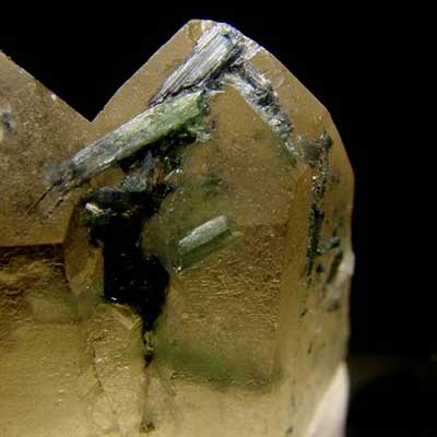 Tourmalated Quartz Properties and Meaning Example Photo 12