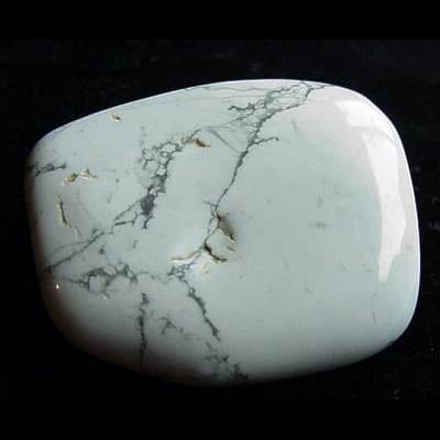 Howlite tumbled stone