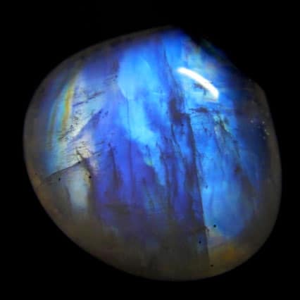 Moonstone Properties and Meaning